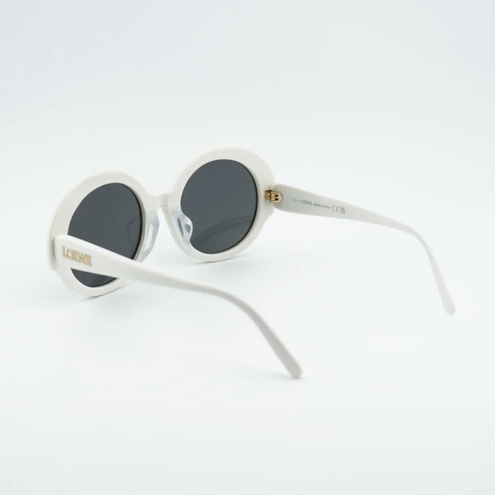 Loewe LW40135F 25A Sunglasses White Round Frame, Grey Lenses